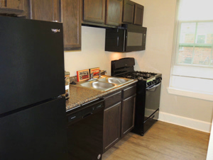 Magnolia-Crossing-unit-kitchen-4523-950